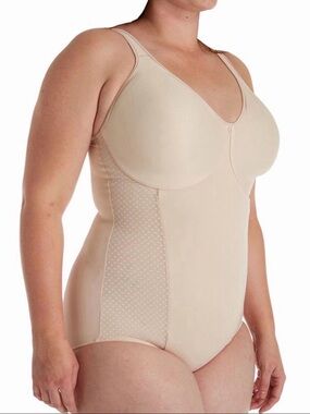 Bali 40DD Firm Control Minimizer Body Shaper Bodysuit Beige Nude NWT